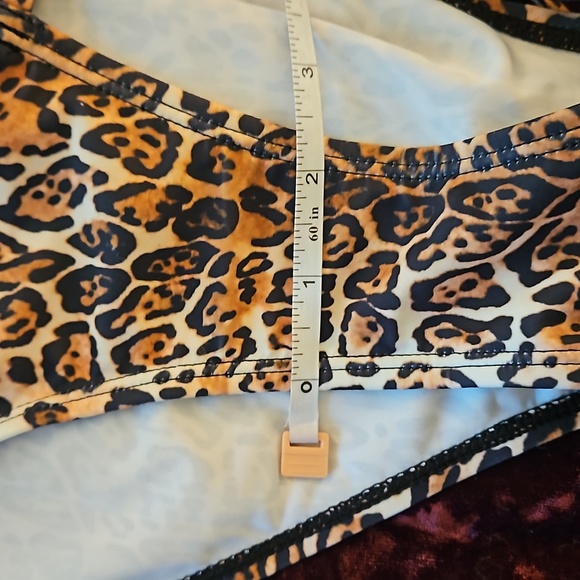 Leopard 🐆 print bathing suit M - Picture 8 of 9